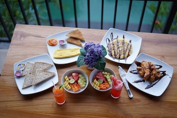 dewi sri private villa