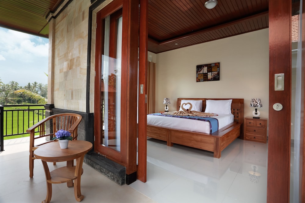 dewi sri private villa