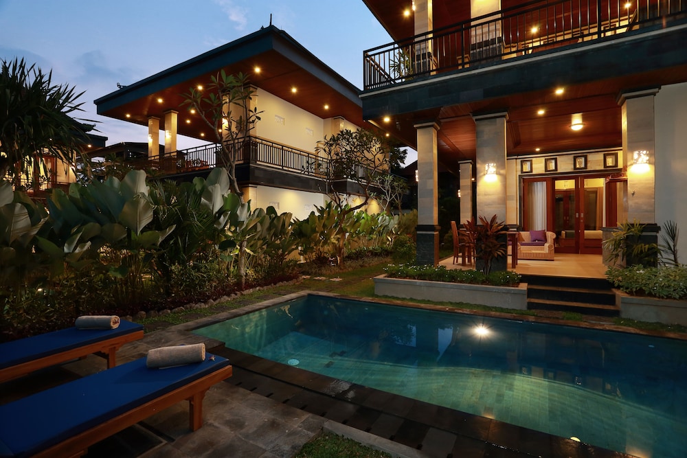 dewi sri private villa