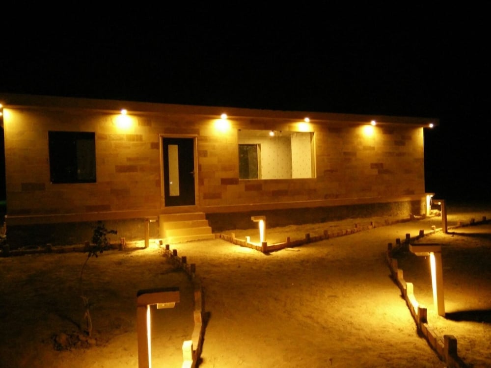 savi camps jaisalmer