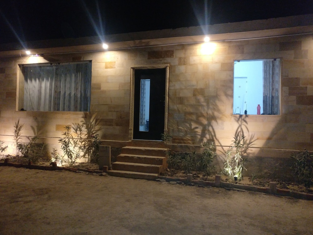 savi camps jaisalmer