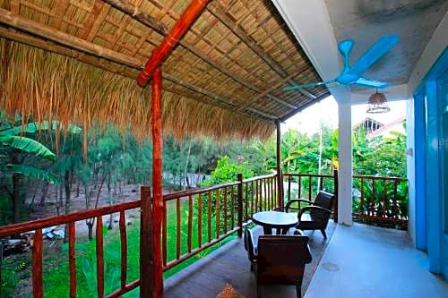 life beach villa