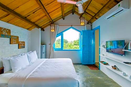 life beach villa