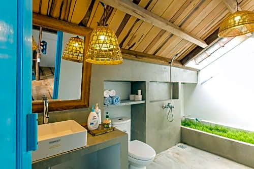 life beach villa