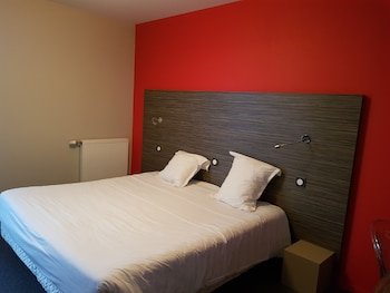 Hostellerie A La Bonne Auberge,Laval>>Entrammes,2 star