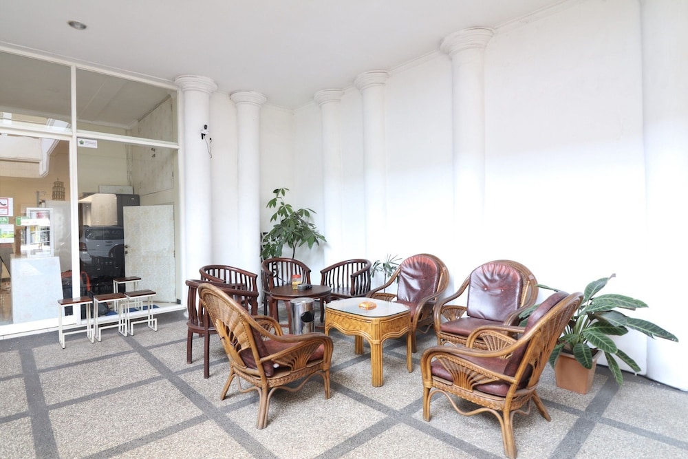 mador malang dorm hostel