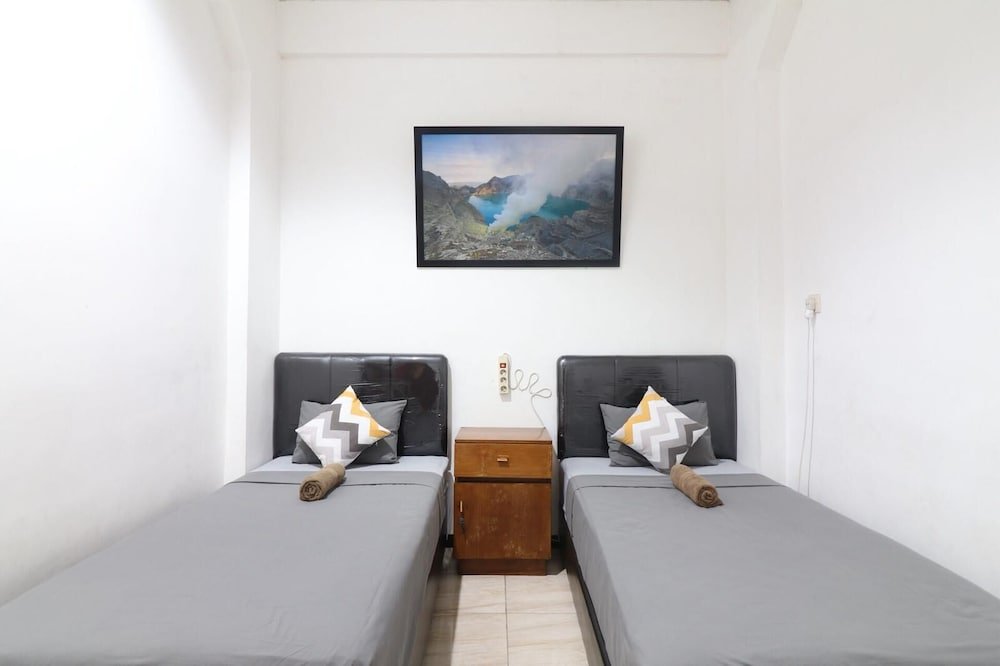 mador malang dorm hostel