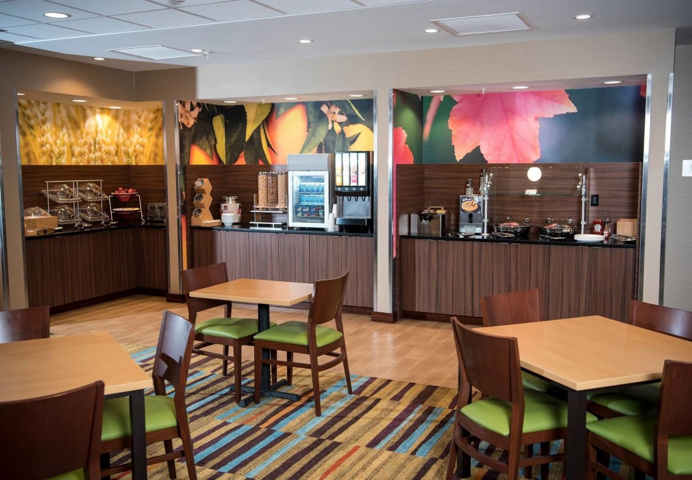 fairfield inn and suites cincinnati uptown university area