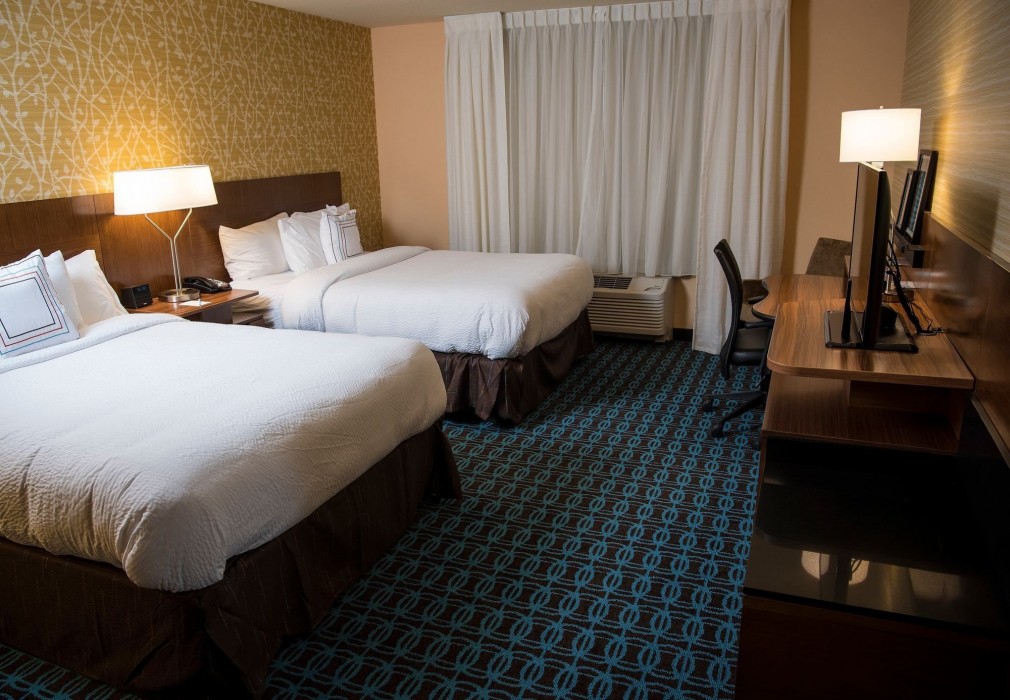 fairfield inn and suites cincinnati uptown university area