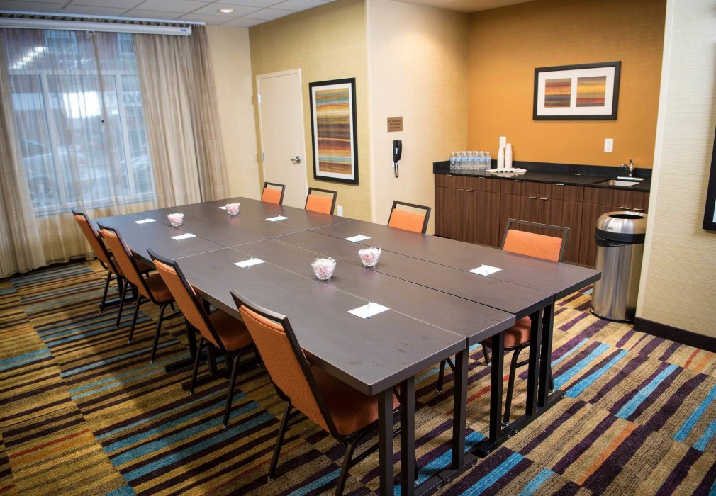 fairfield inn and suites cincinnati uptown university area