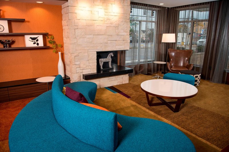 fairfield inn and suites cincinnati uptown university area