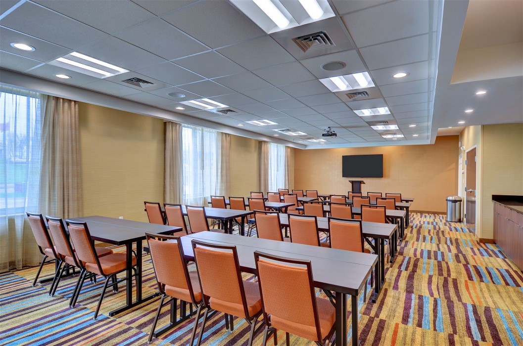 fairfield inn and suites by marriott nashville downtown metrocenter