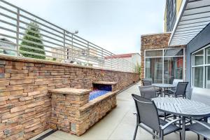 fairfield inn and suites by marriott nashville downtown metrocenter