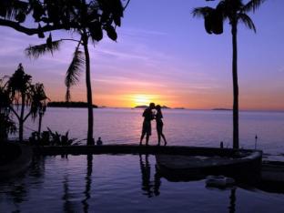 nakelo treasure island resort and spa