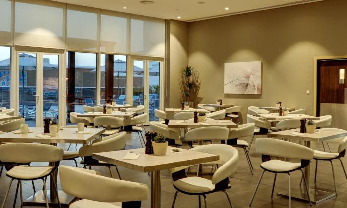 premier inn dubai ibn battuta mall