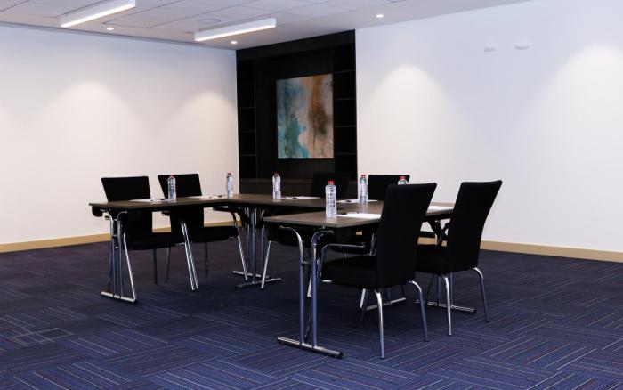 premier inn dubai ibn battuta mall