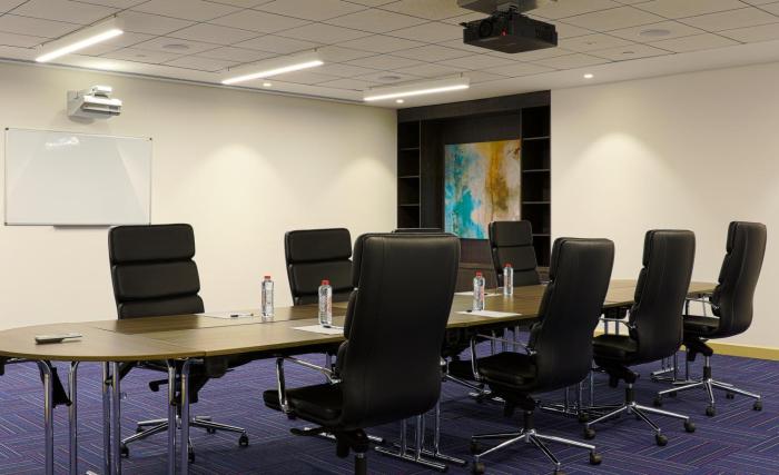 premier inn dubai ibn battuta mall