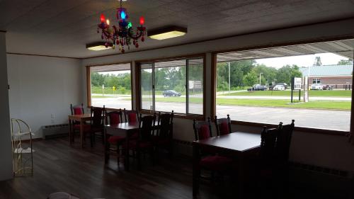 sands motel