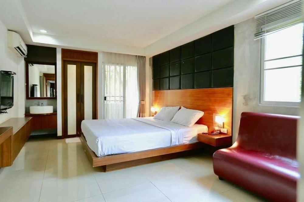 the bangkok cha cha suite