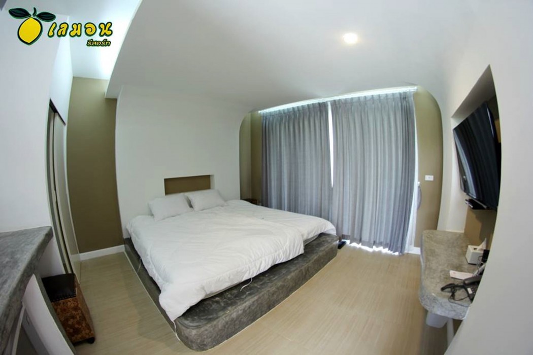 lemon resort