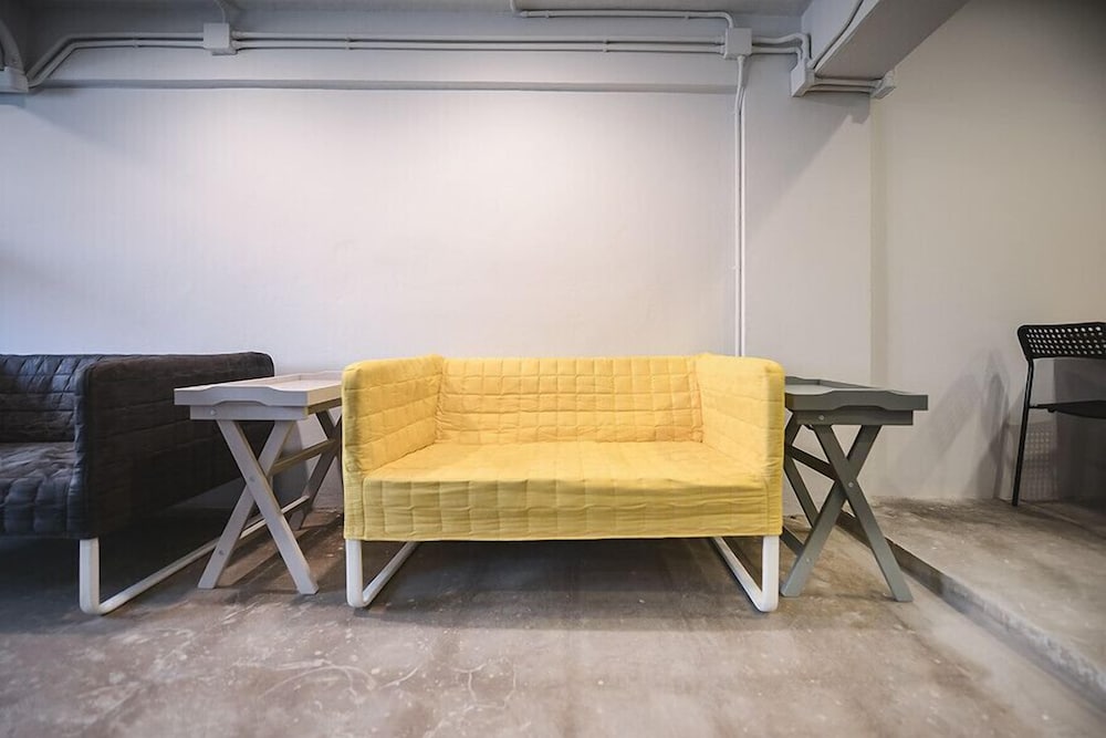 good one hostel and cafe bar