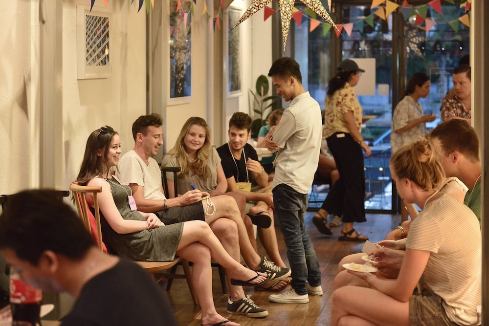 good one hostel and cafe bar