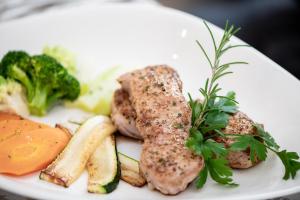 Schloss Mitterhart,Schwaz>>Aldrans,1 star