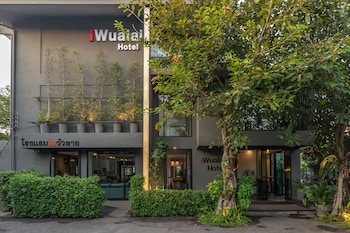 Iwualai Hotel,Hai Ya>>Chiang Mai,3 star