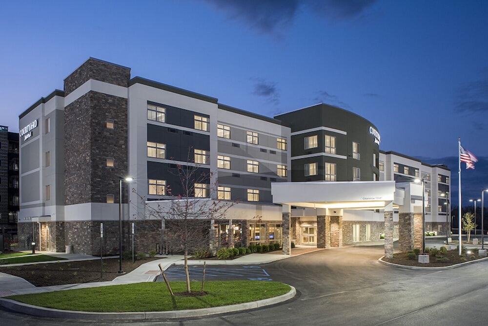 courtyard by marriott schenectady at mohawk harbor