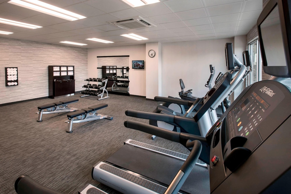 courtyard by marriott schenectady at mohawk harbor