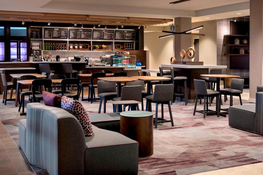 courtyard by marriott schenectady at mohawk harbor