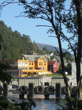 lavik fjord hotell