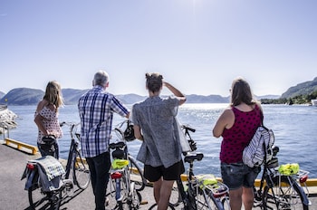 Lavik Fjord Hotell,Hyllestad>>Hoyanger,4 star