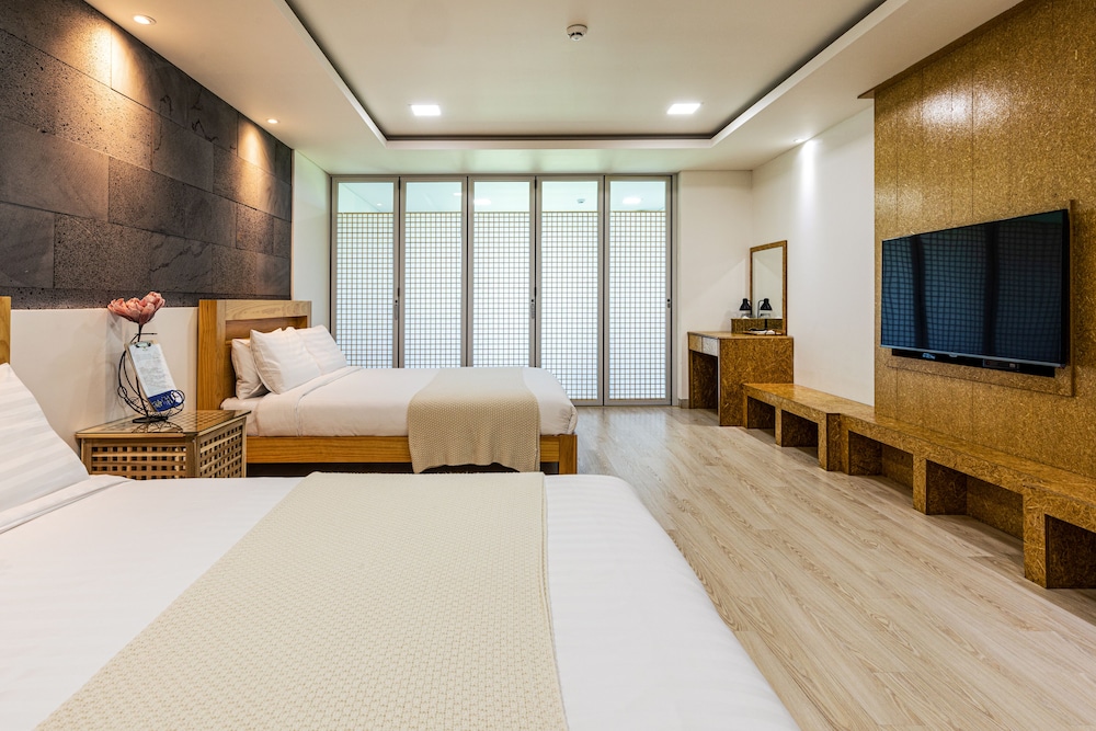 sun and moon resort