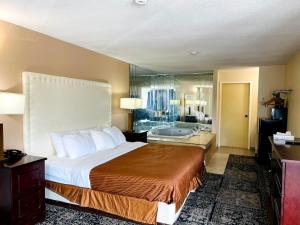 falls lodge and suites