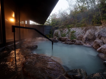 unzen miyazaki ryokan