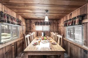 canyon cabins