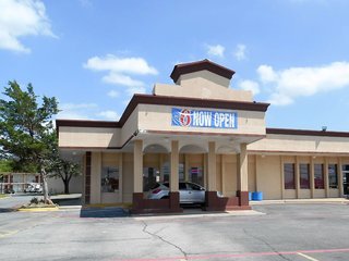 Motel 6 Sherman, Tx,Near Austin College,2 star