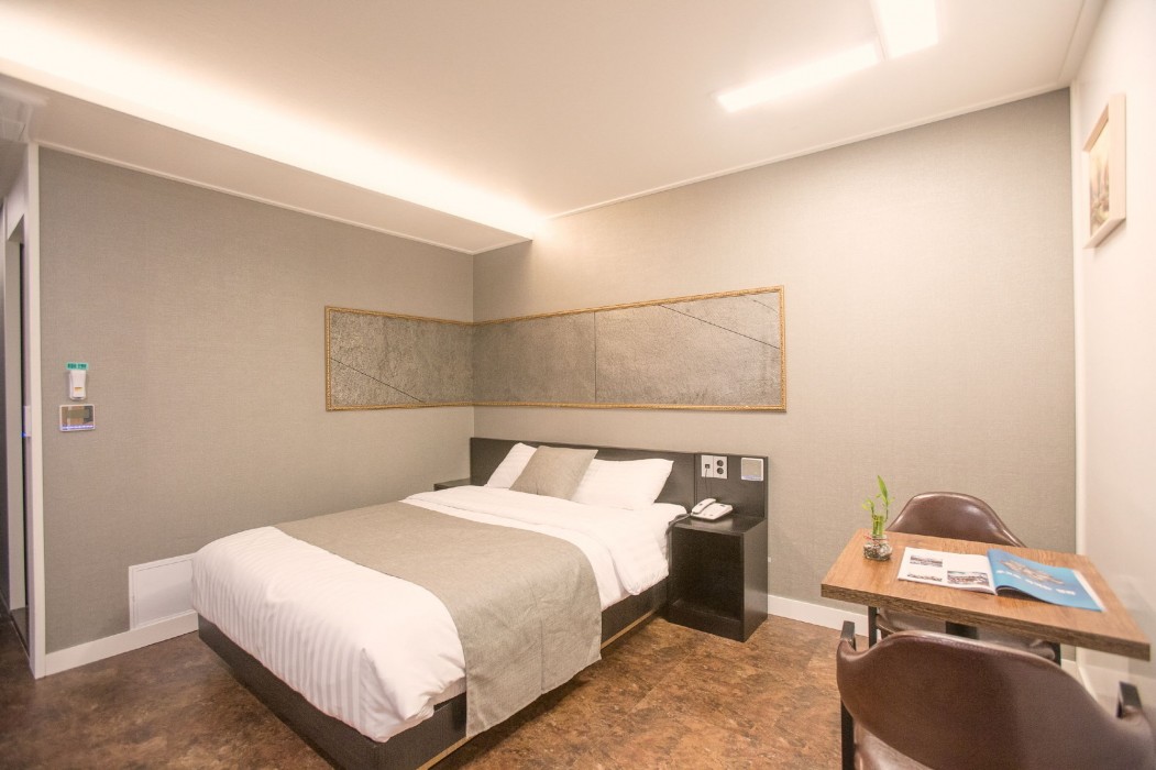 hotel major 2