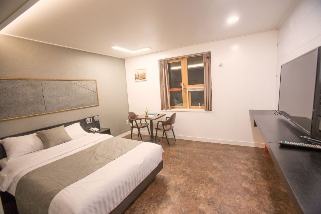 hotel major 2