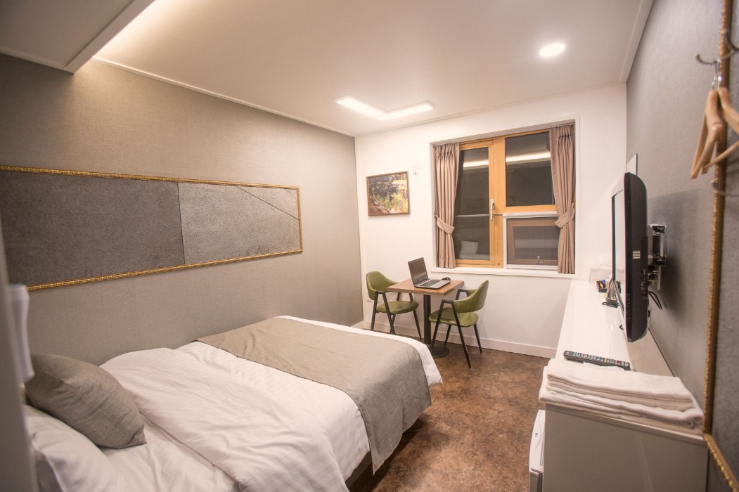 hotel major 2