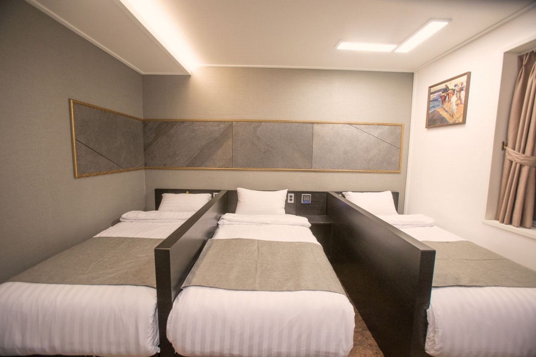 hotel major 2