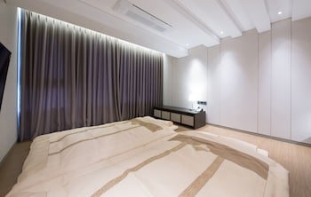 Grand Mer Hotel Jeju,Jeju City>>Jeju,4 star