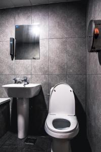 kimchee busan downtown guesthouse hostel