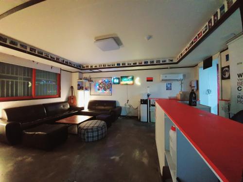 kimchee busan downtown guesthouse hostel