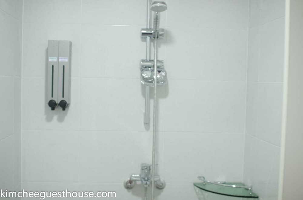 kimchee busan downtown guesthouse hostel