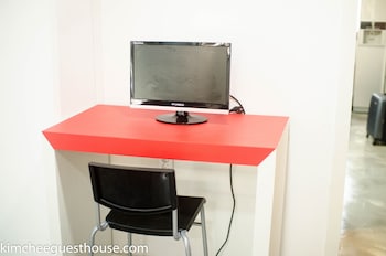 kimchee busan downtown guesthouse hostel