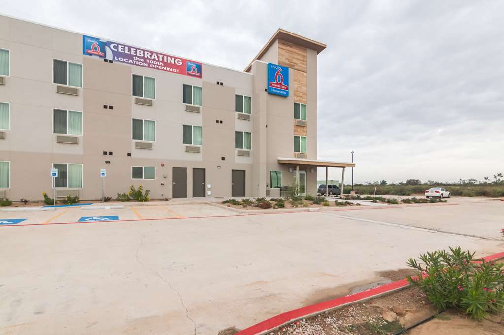 studio 6 colorado city tx