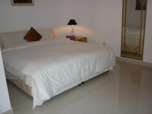 Qurum Beach Hotel,Ruwi>>Muscat,4 star