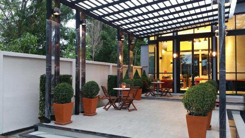 Woodroof Residence Rangsit,Bangkok>>Ban Talat Rangsit,3 star